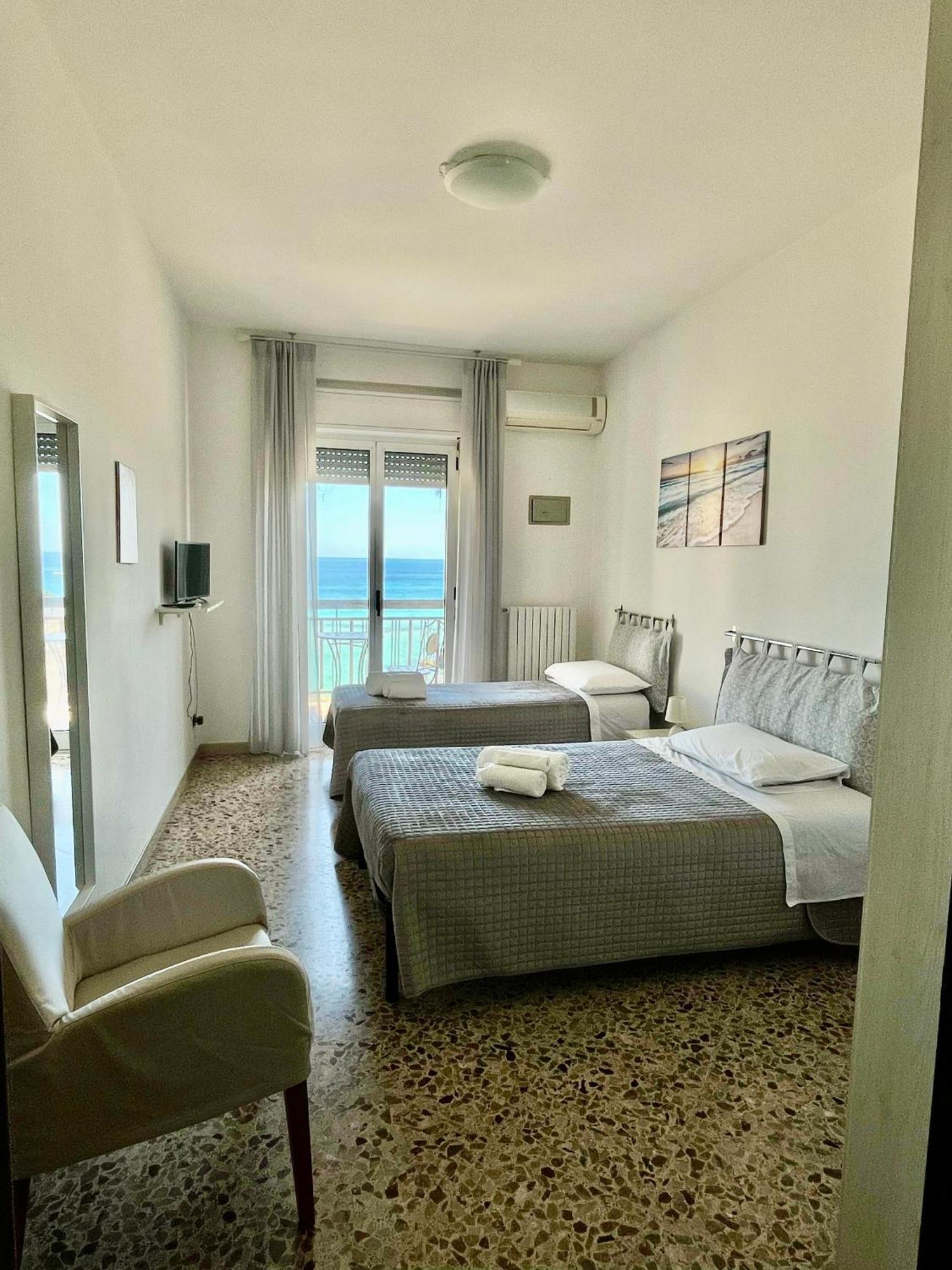 La Dimora Di Renzina Villa Monopoli Buitenkant foto
